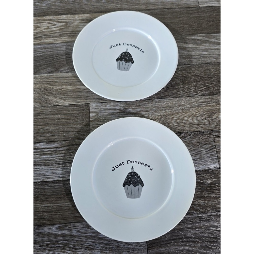 Unbranded Dessert Plates Set of‎ 2 White "Just Desserts" Cupcake 7.5in